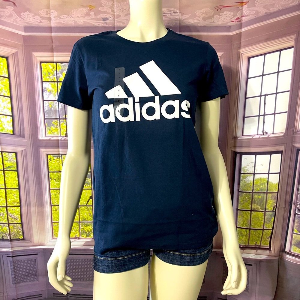 Adidas Women Basic Bos Tee  Short sleeves  T-shirt XS
